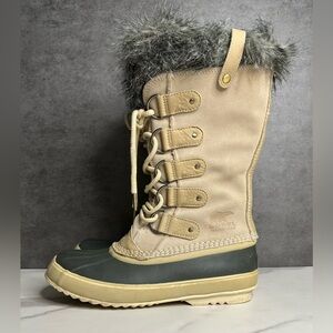 SOREL Joan of the Arctic Boots